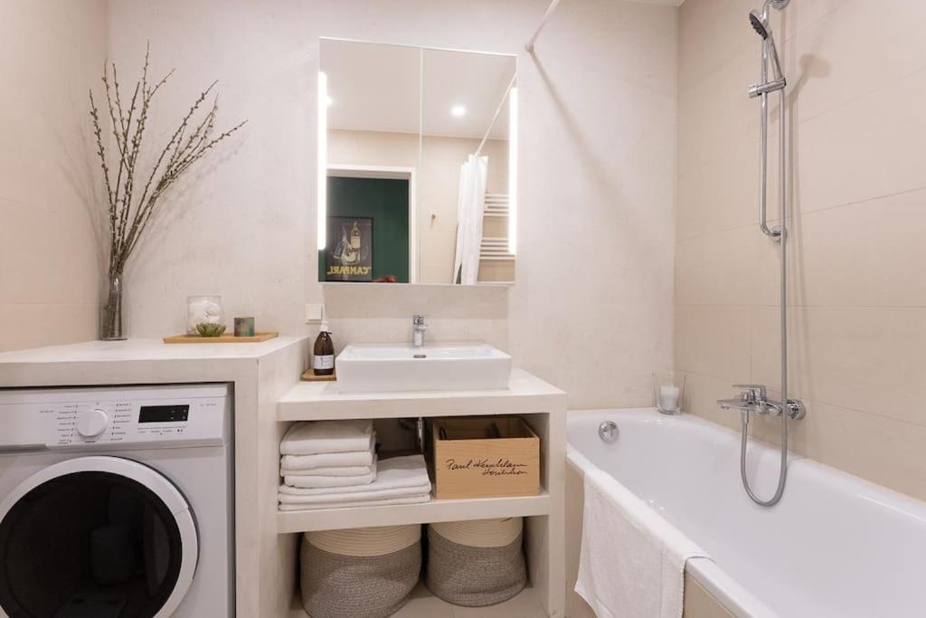 Dream Apartment - Central And Quiet With Ac And Free Parking Garage 维也纳 外观 照片
