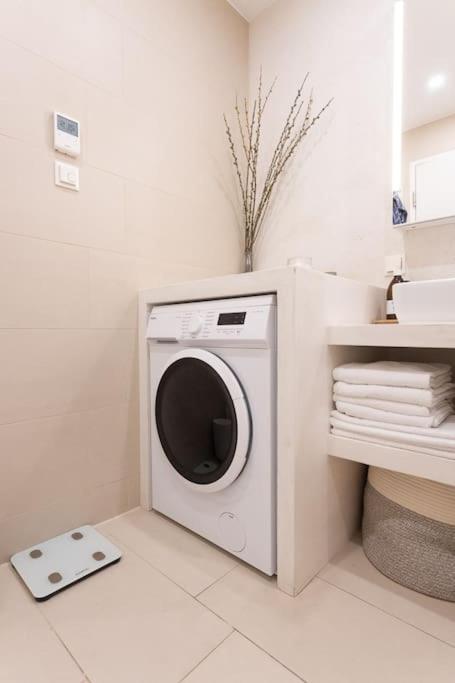 Dream Apartment - Central And Quiet With Ac And Free Parking Garage 维也纳 外观 照片